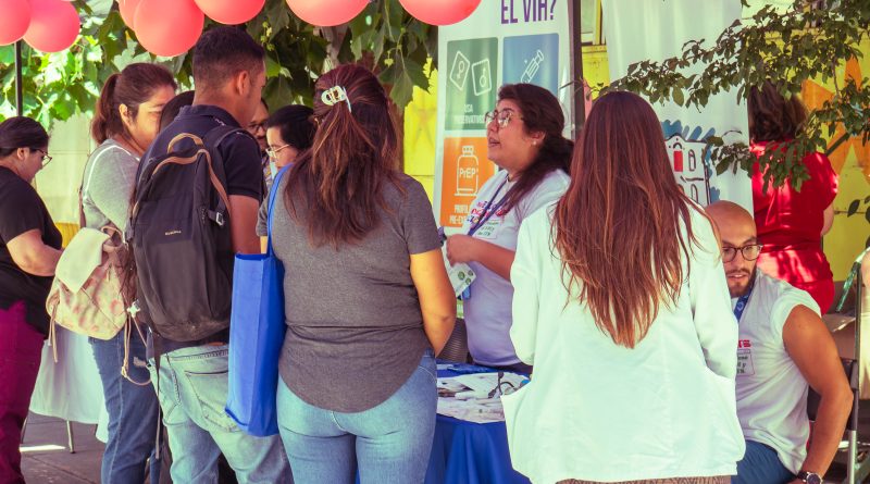 HCSBA conmemora el Día Mundial del VIH con stand informativos